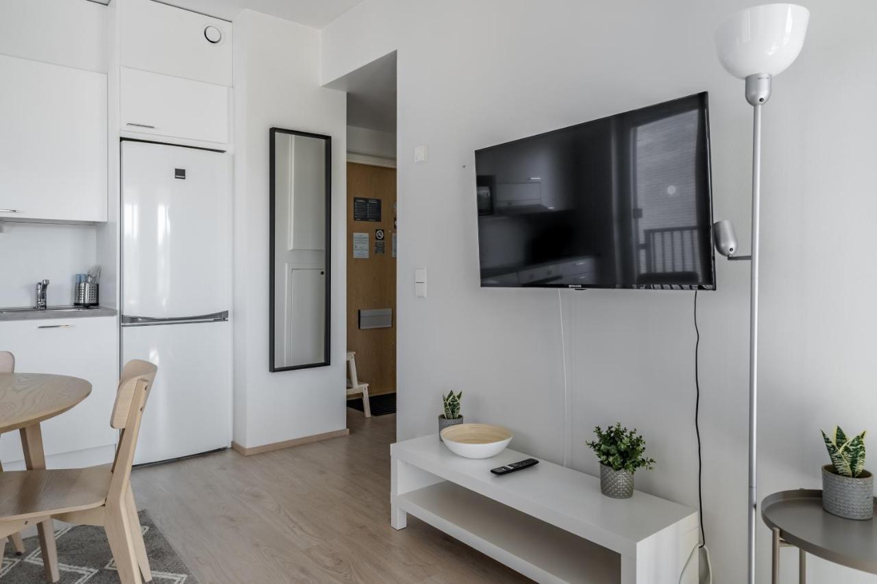 Hiisi Homes Ratapiha Apartment *